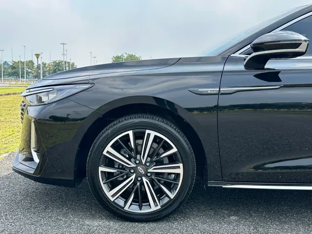 Chery Arrizo 8 — Фото автомобиля 8
