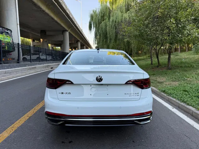Volkswagen Sagitar — Фото автомобиля 6