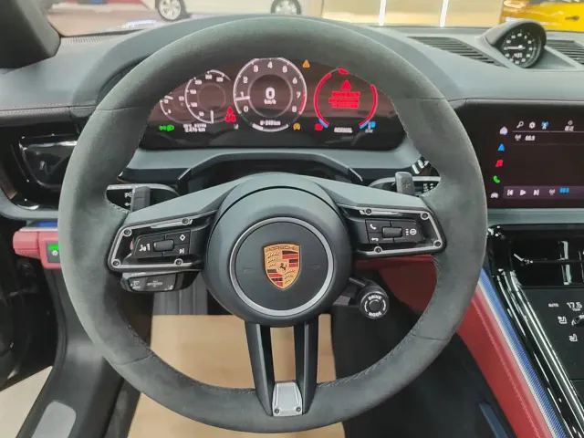 Porsche Panamera — Фото автомобиля 4