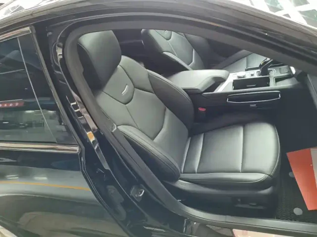 Cadillac CT5 — Фото автомобиля 24