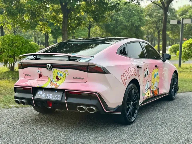 Changan Changan UNI-V 2023 1.5T Sport Edition — Фото автомобиля 9