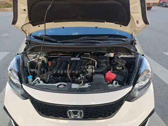 Honda Fit — Фото автомобиля 19