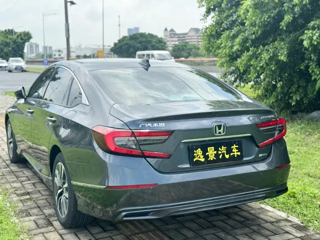 Honda Accord — Фото автомобиля 14