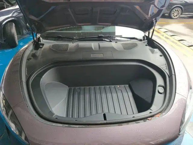 Xiaomi SU7 — Фото автомобиля 19