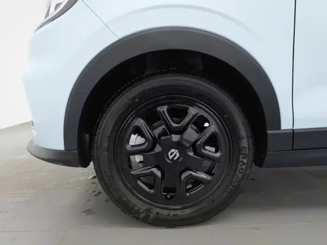 Leapmotor T03 — Фото автомобиля 17