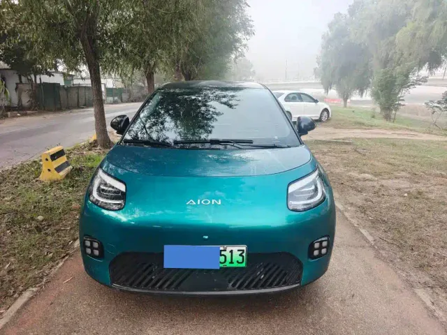 GAC Aion UT — Фото автомобиля 10