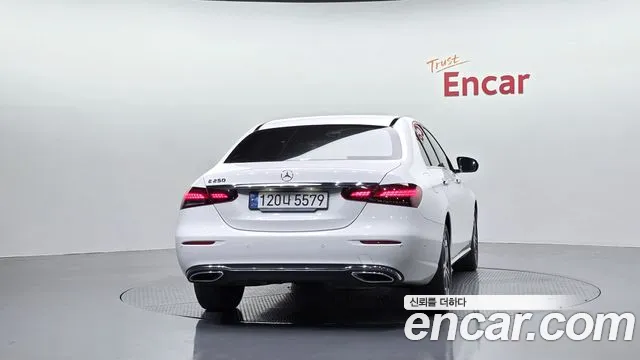 Mercedes-Benz E-Class W213 — Фото автомобиля 4