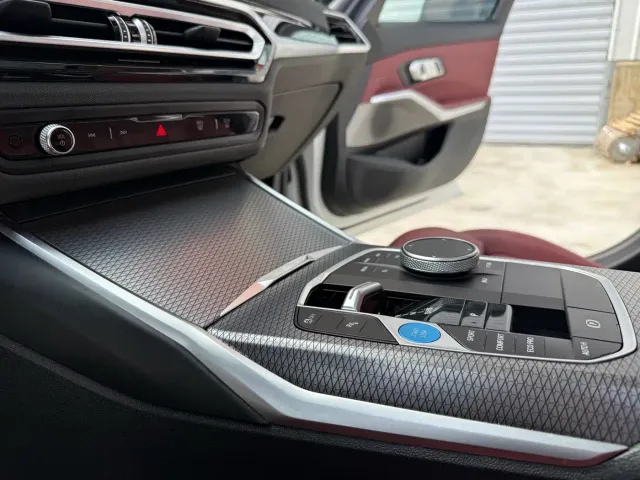 BMW i3 — Фото автомобиля 11