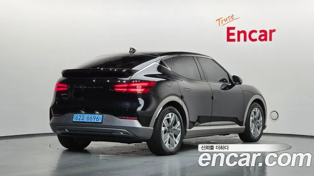 Genesis GV60 — Фото автомобиля 2