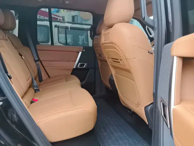 iCAR V27 — Фото автомобиля 16