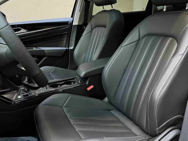 Volkswagen Passat — Фото автомобиля 9