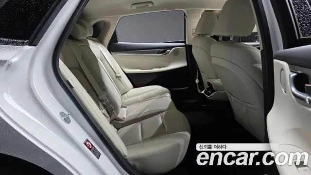 Hyundai Grandeur Новый Grandeur IG — Фото автомобиля 10