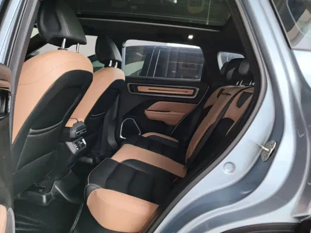 Geely ICON — Фото автомобиля 16