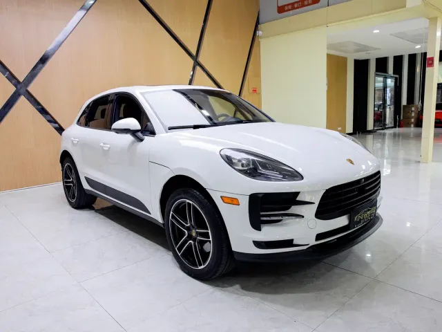 Porsche Macan — Фото автомобиля 3