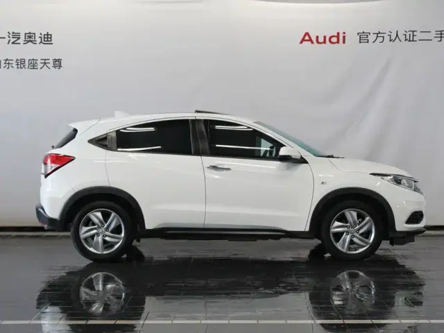 Honda Vezel — Фото автомобиля 4