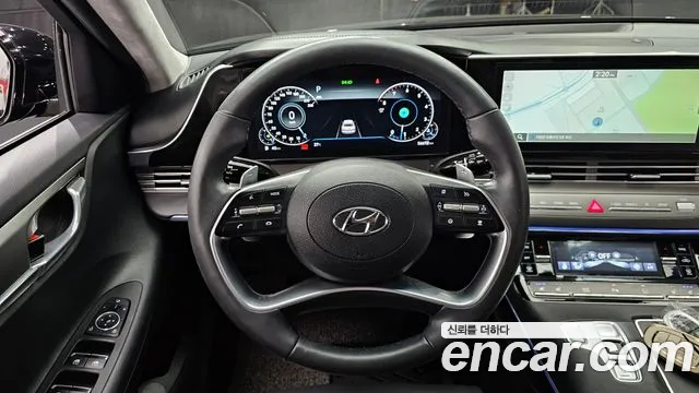 Hyundai Grandeur Новый Grandeur IG — Фото автомобиля 12