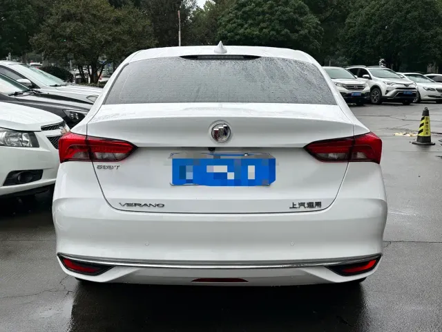 Buick Verano — Фото автомобиля 5