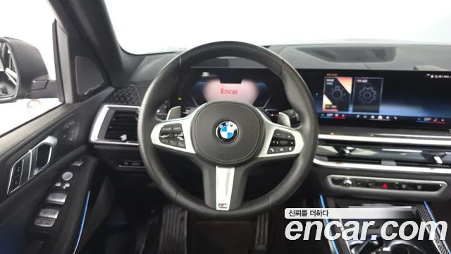 BMW X7 — Фото автомобиля 13