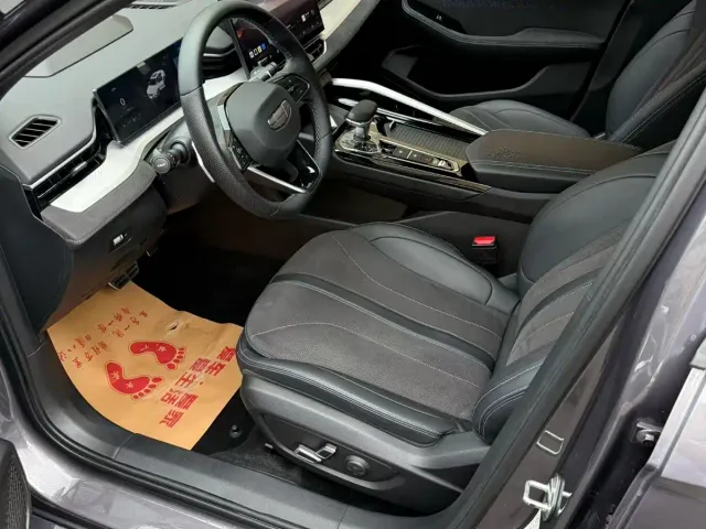 Geely Xingrui — Фото автомобиля 3