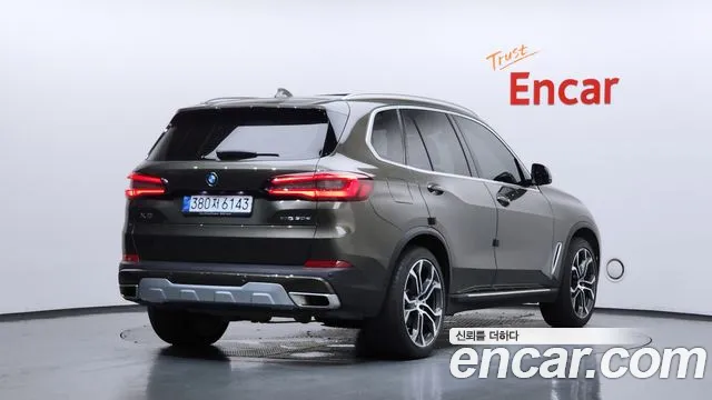 BMW X5 — Фото автомобиля 2