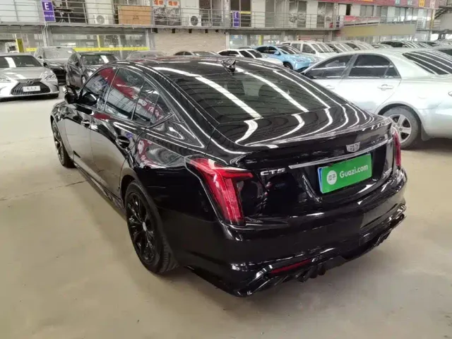 Cadillac CT5 — Фото автомобиля 4