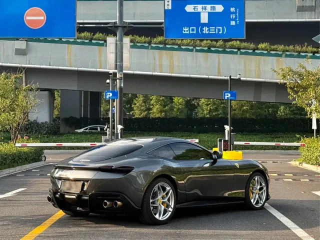 Ferrari Roma — Фото автомобиля 7