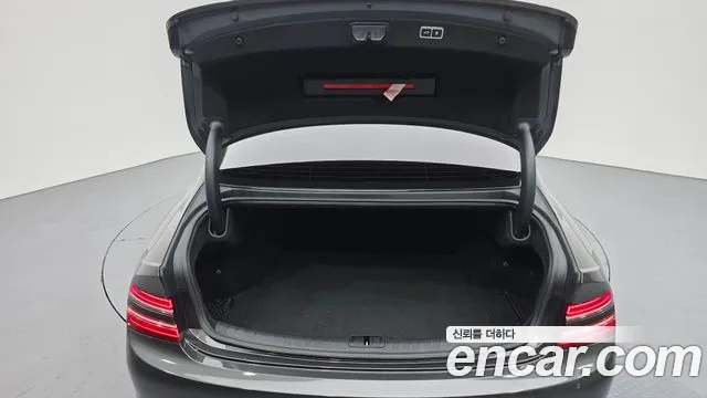 Genesis G80 Бензин 2.5 турбо AWD — Фото автомобиля 20