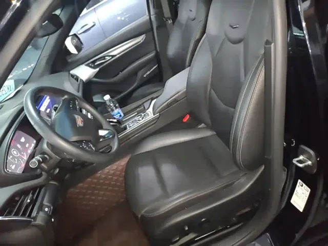 Cadillac CT5 — Фото автомобиля 14