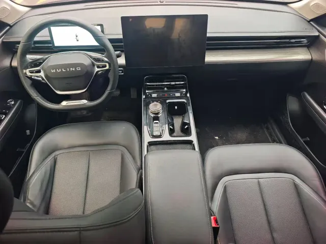 Wuling Starlight — Фото автомобиля 5