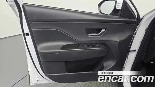 Hyundai Kona SX2 — Фото автомобиля 13