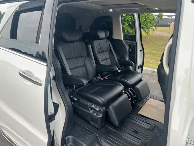 Honda Odyssey — Фото автомобиля 11