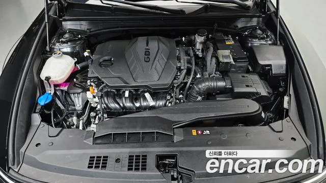 Hyundai Grandeur Grandeur (GN7) 2.5 Бензин 2WD — Фото автомобиля 6