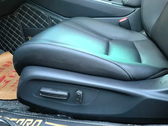 Honda Accord — Фото автомобиля 10