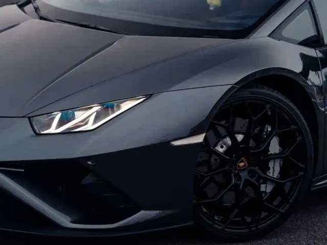 Lamborghini Huracan — Фото автомобиля 2