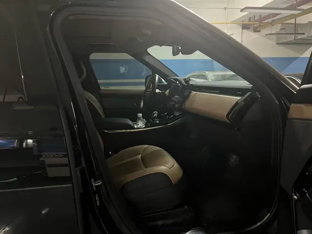 Land Rover Range Rover Sport — Фото автомобиля 4