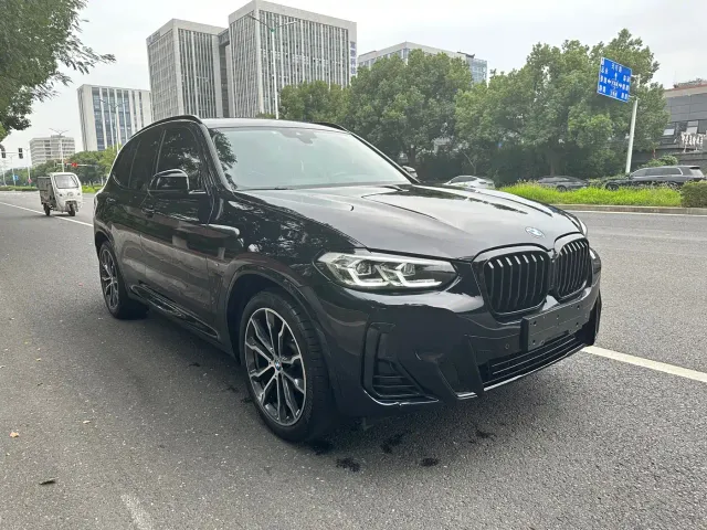 BMW X3 — Фото автомобиля 3