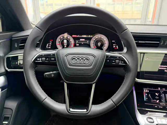 Audi A6L — Фото автомобиля 9