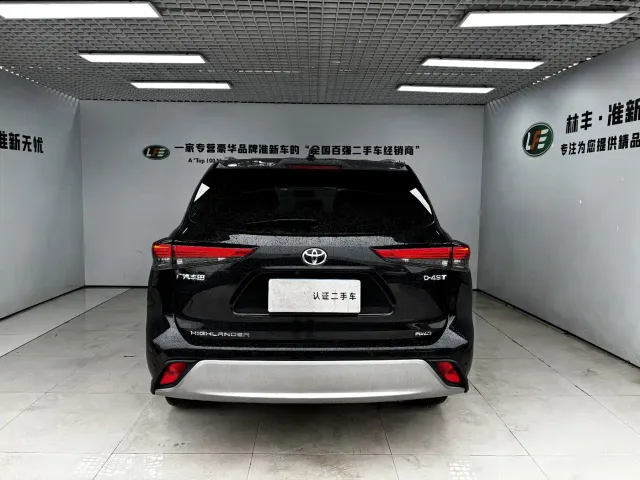 Toyota Highlander — Фото автомобиля 6