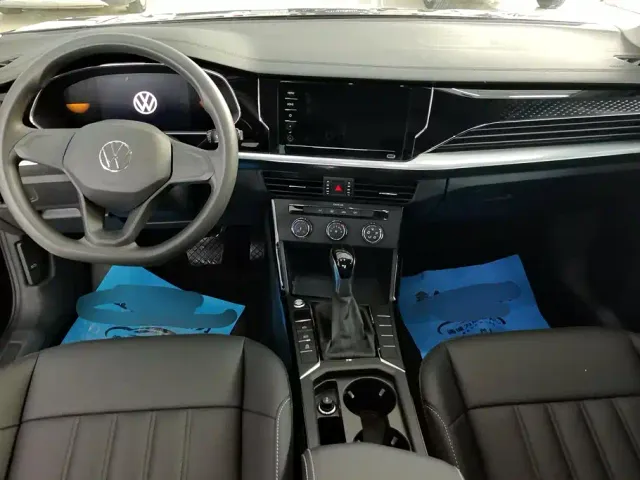 Volkswagen Passat — Фото автомобиля 12