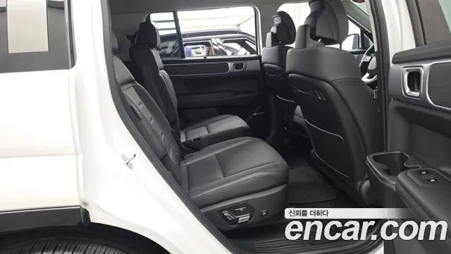 Hyundai Santafe Santa Fe (MX5) Бензин 2.5T 4WD — Фото автомобиля 12