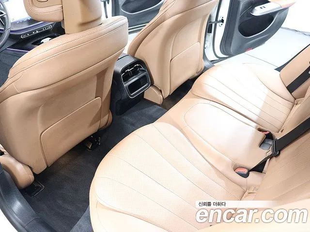 Mercedes-Benz E-Class W214 — Фото автомобиля 16