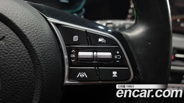 Kia Seltos — Фото автомобиля 23