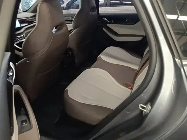 BYD Qin PLUS — Фото автомобиля 16