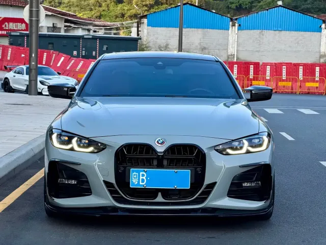 BMW BMW 4 Series 2024 430i M Sport Shadow Edition — Фото автомобиля 2