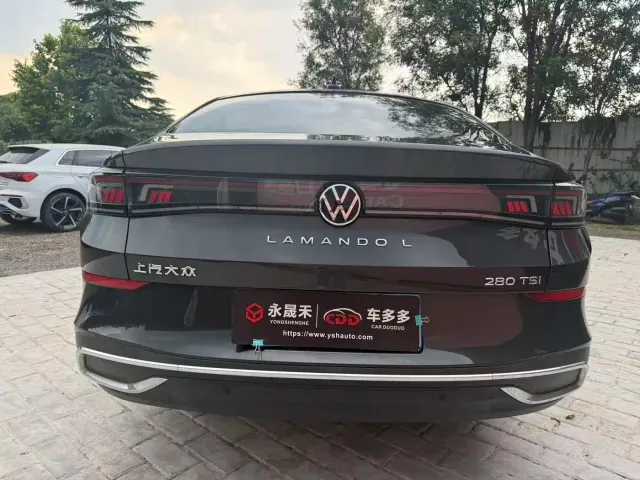 Volkswagen Lamando — Фото автомобиля 16