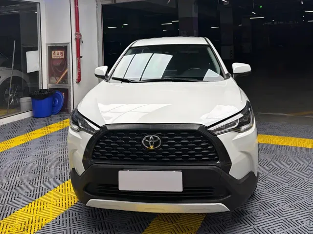 Toyota Corolla Cross — Фото автомобиля 2