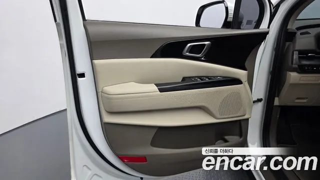 Kia Canival Carnival 4 поколение 9 мест Prestige — Фото автомобиля 21