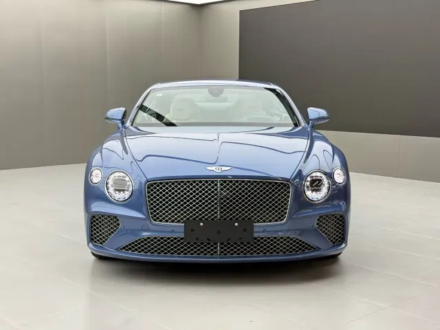 Bentley Continental — Фото автомобиля 2