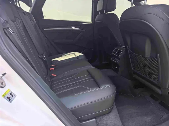 Audi Q5L — Фото автомобиля 7