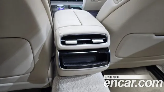 Genesis G80 Бензин 2.5 турбо 2WD — Фото автомобиля 17